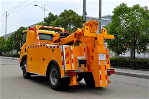 皮山高速路拖车费